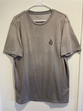Volcom V.Co-Tech Men's Gray Logo Short Sleeve T-Shirt Size Large Modern Fit
